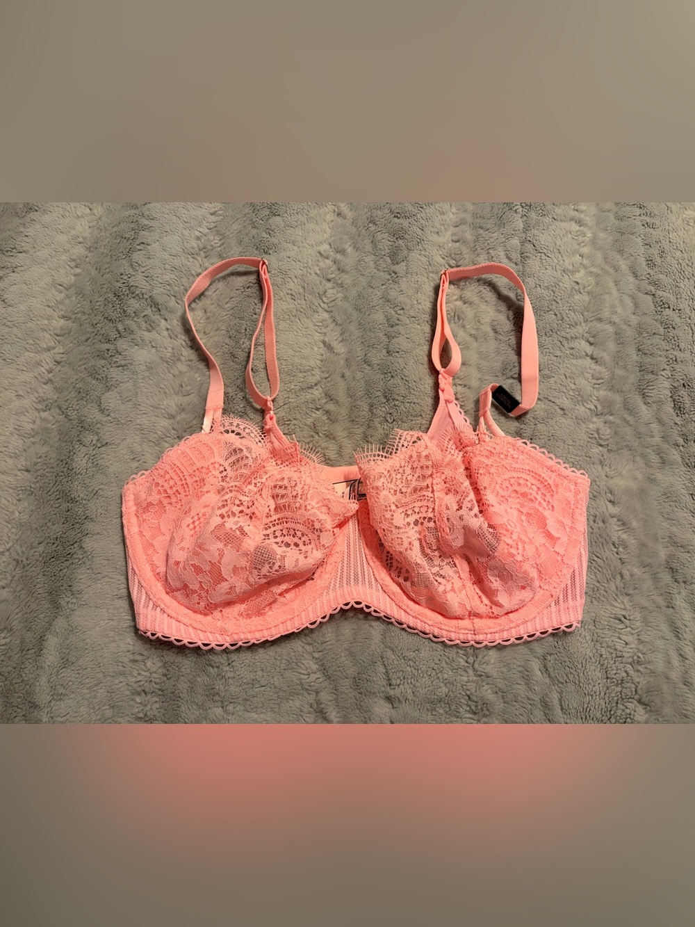 Victoria’s Secret Dream Angels Push Up Bra Without Padding